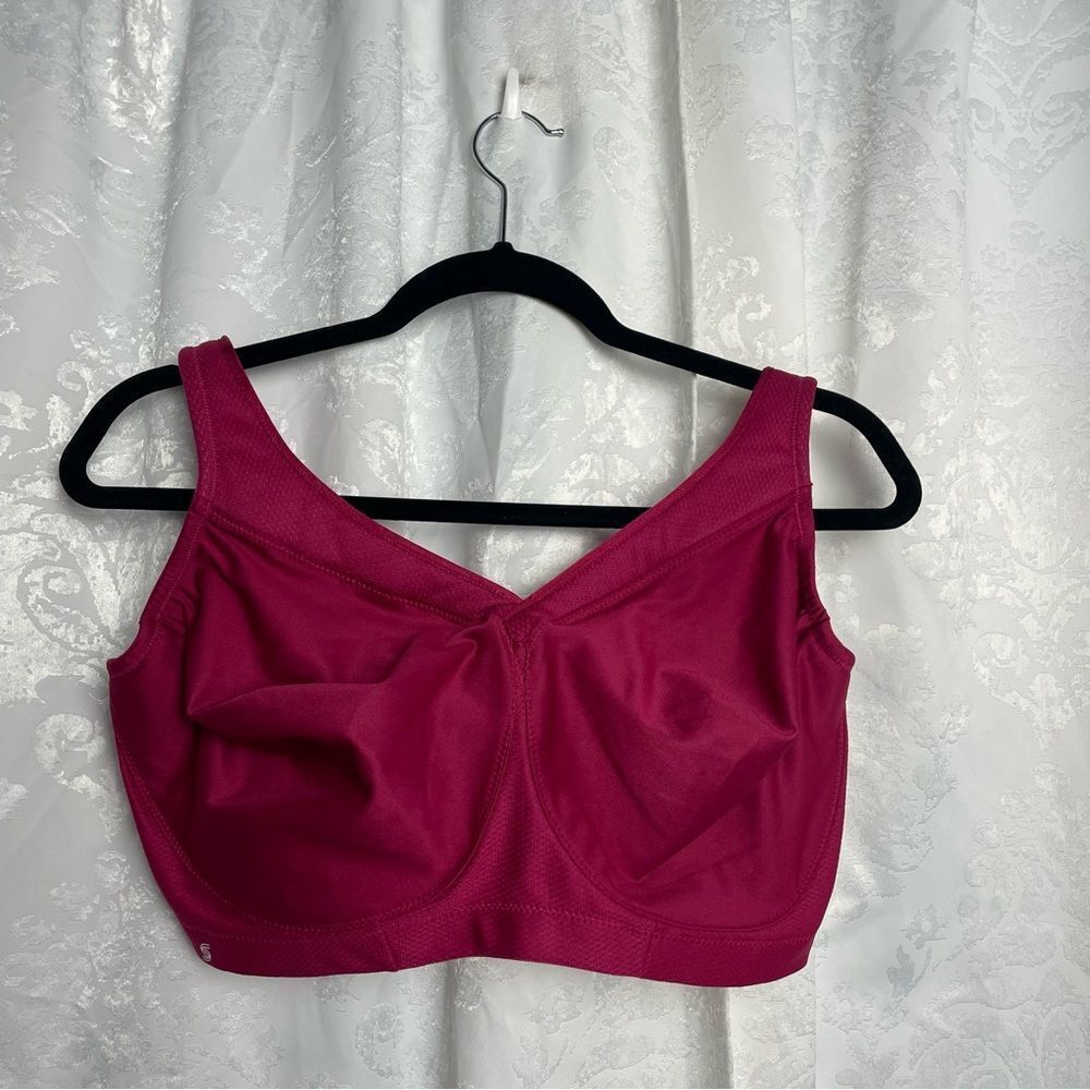 Glamorize MagicLift Seamless Wire-Free Sports‎ Bra